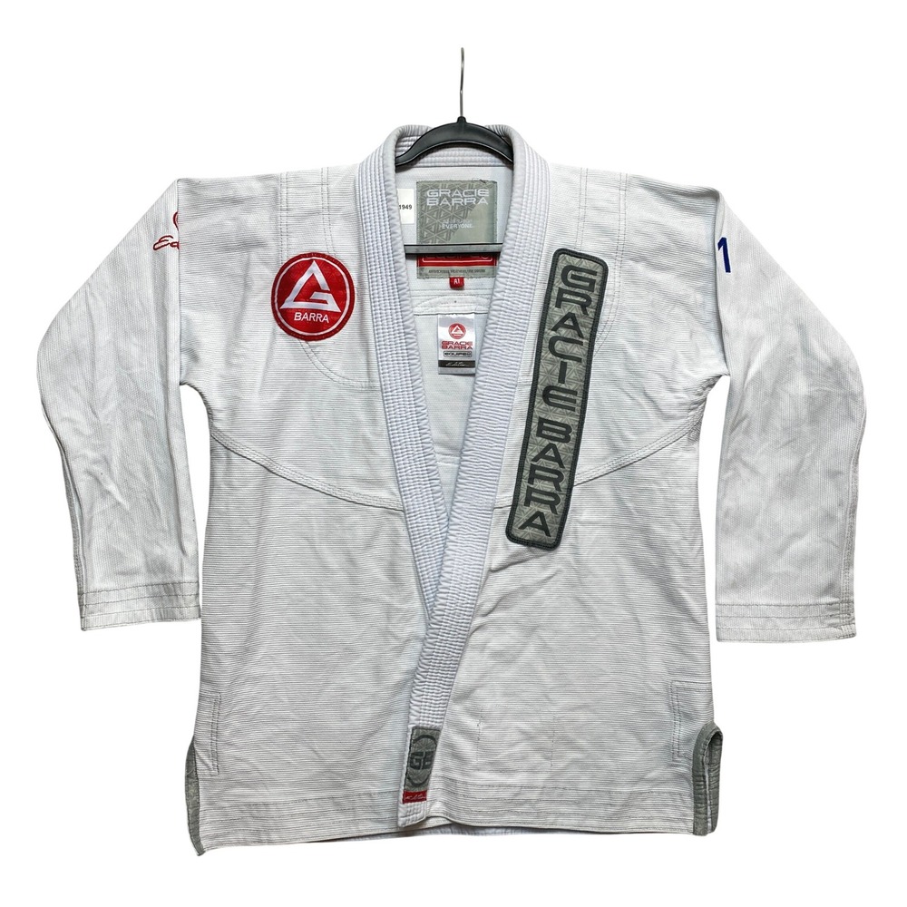 Gracie Barra Jiu Jitsu Gi Men A1 White Equipe GB8 Edition Pearl Weave Top